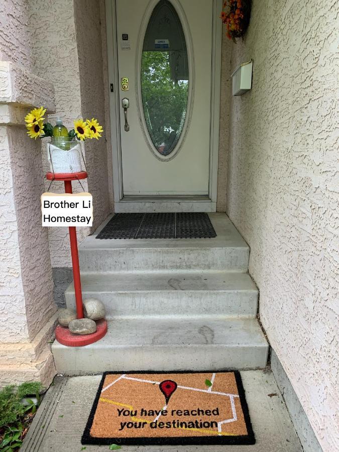 Brother Li Homestay YYC Eksteriør billede